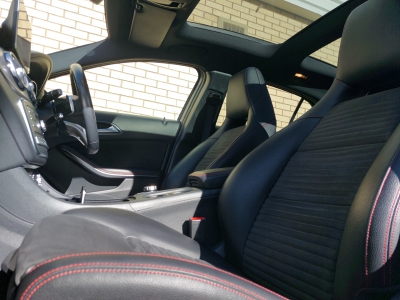 Mercedes-Benz GLA Class Gla 220D 4Matic Amg Line Prem Plus Grey #5