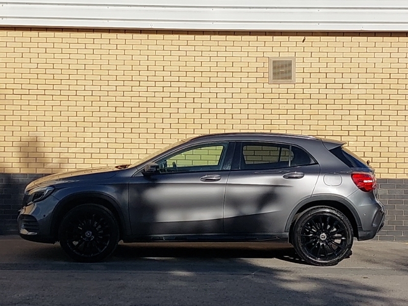 Mercedes-Benz GLA Class Gla 220D 4Matic Amg Line Prem Plus Grey #4