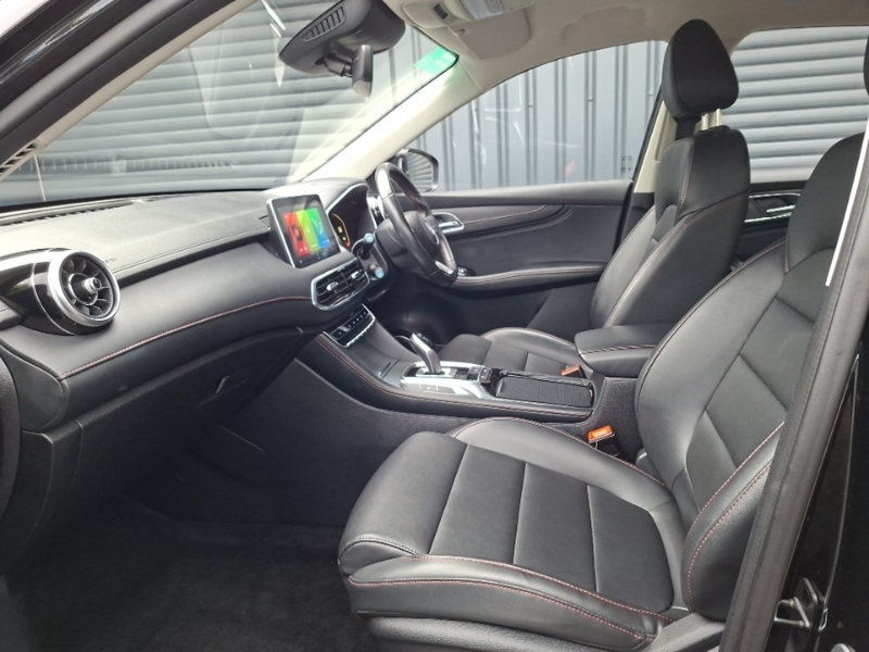 MG HS 1.5 T-gdi Excite Dct Black #5