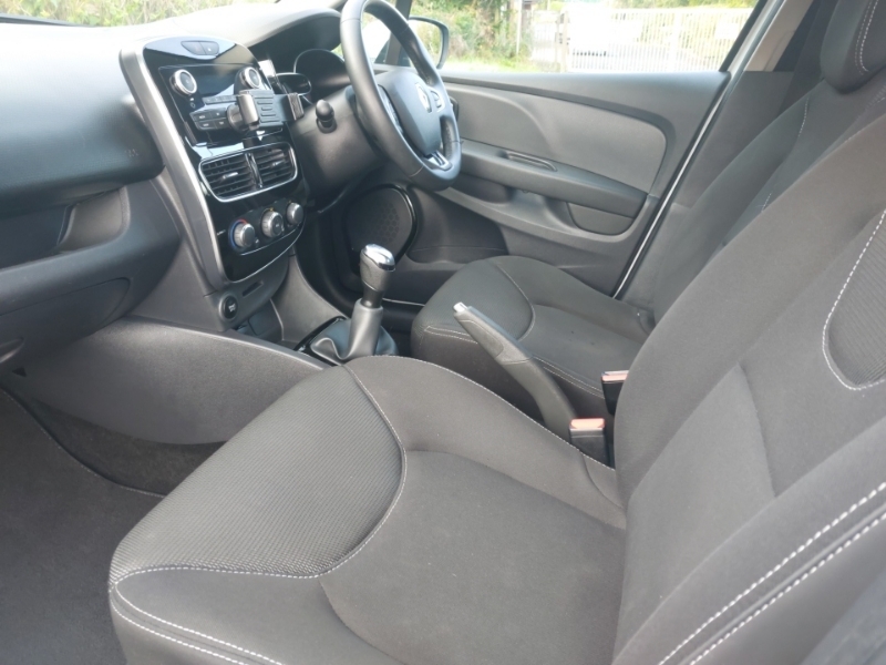 Renault Clio 0.9 Tce 75 Play White #4