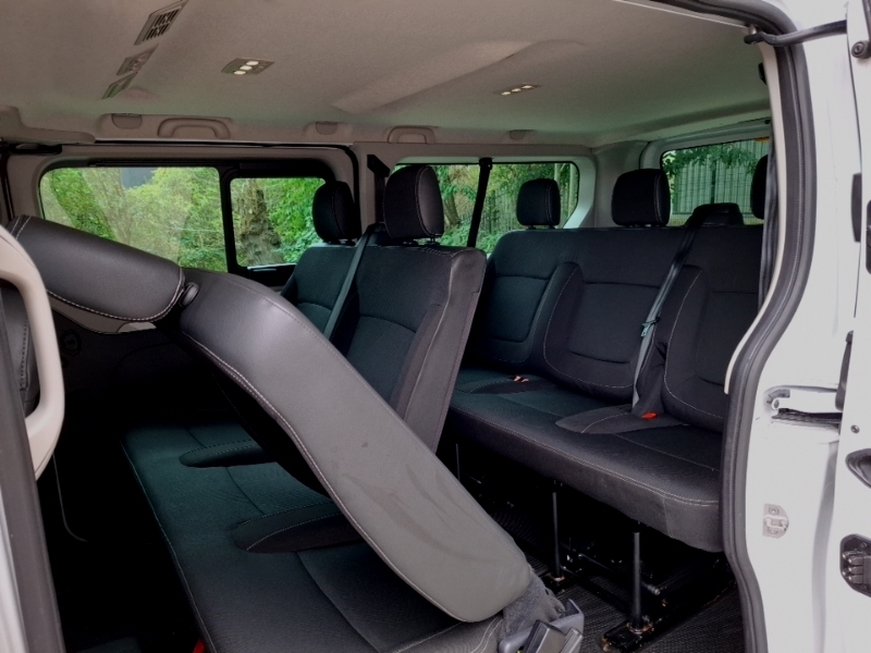 Renault Trafic Ll30 Blue Dci 110 Extra Safety 9 Seater White #6