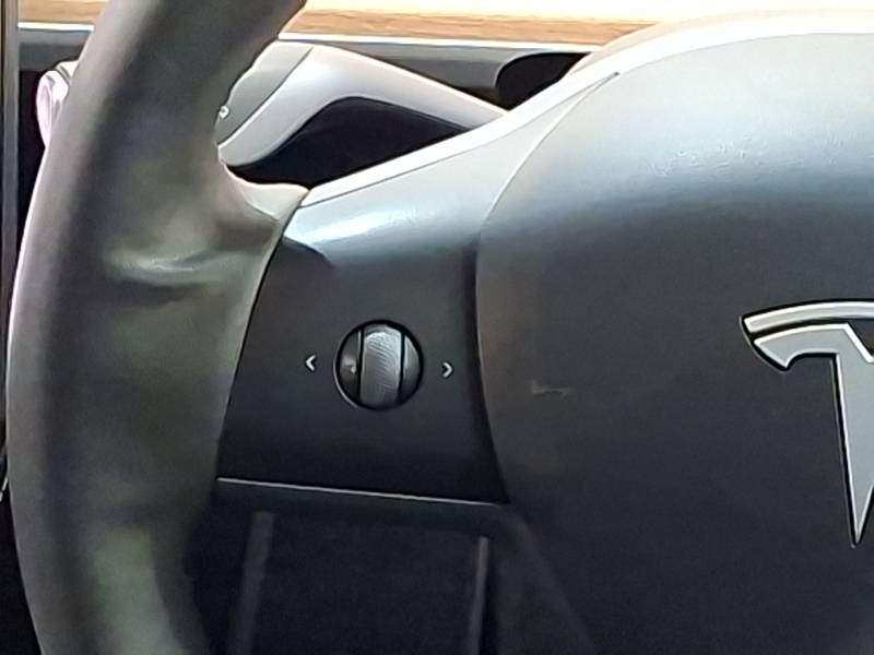 Tesla Model Y Auto Rwd 5dr Black #11