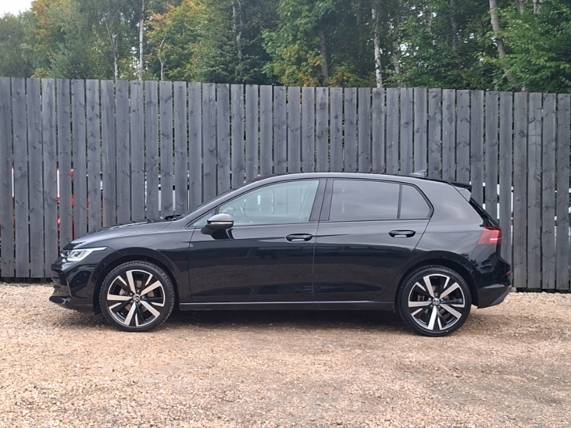 Volkswagen Golf 1.5 Tsi 150 Match Black #4