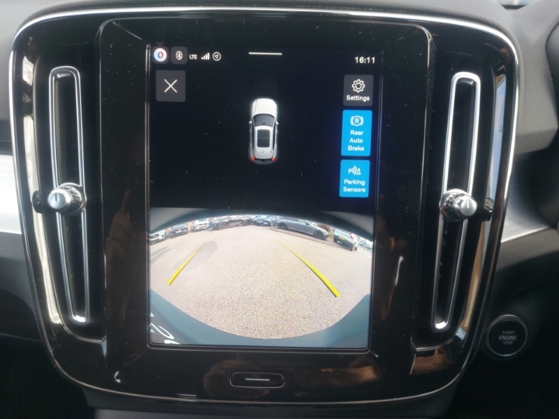 Volvo XC40 2.0 B3p Plus Pro Dark  #9