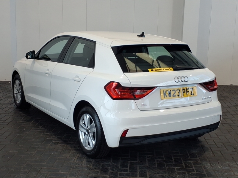 Audi A1 25 Tfsi Technik White #2