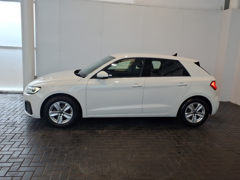 Audi A1 25 Tfsi Technik White #4