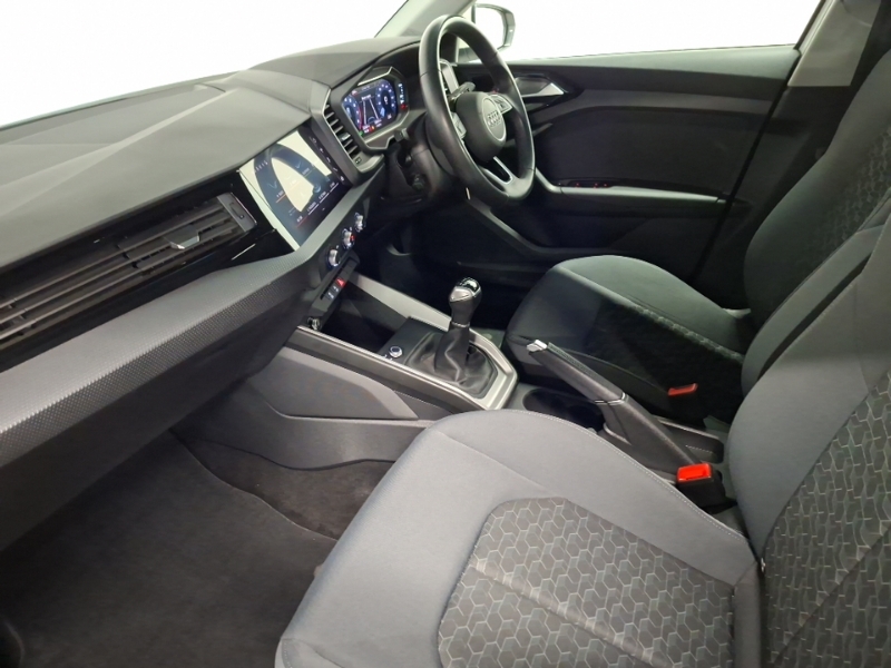 Audi A1 25 Tfsi Sport White #5