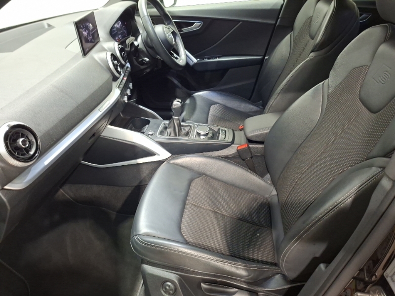 Audi Q2 35 Tfsi S Line Black #5