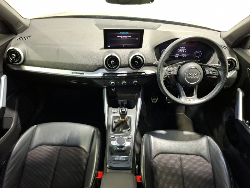Audi Q2 35 Tfsi S Line Black #3