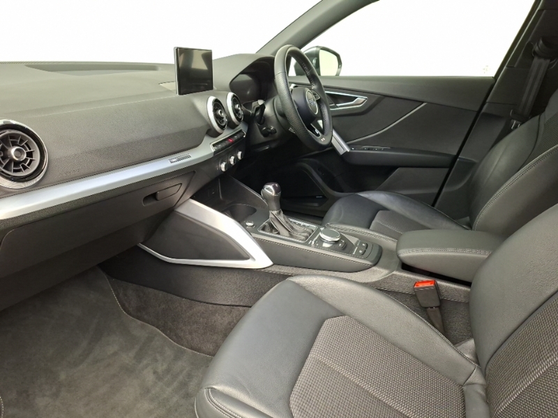 Audi Q2 35 Tfsi S Line S Tronic Grey #5