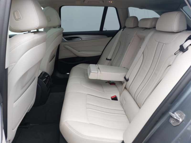 BMW 5 Series 520D Xdrive Se Blue #5