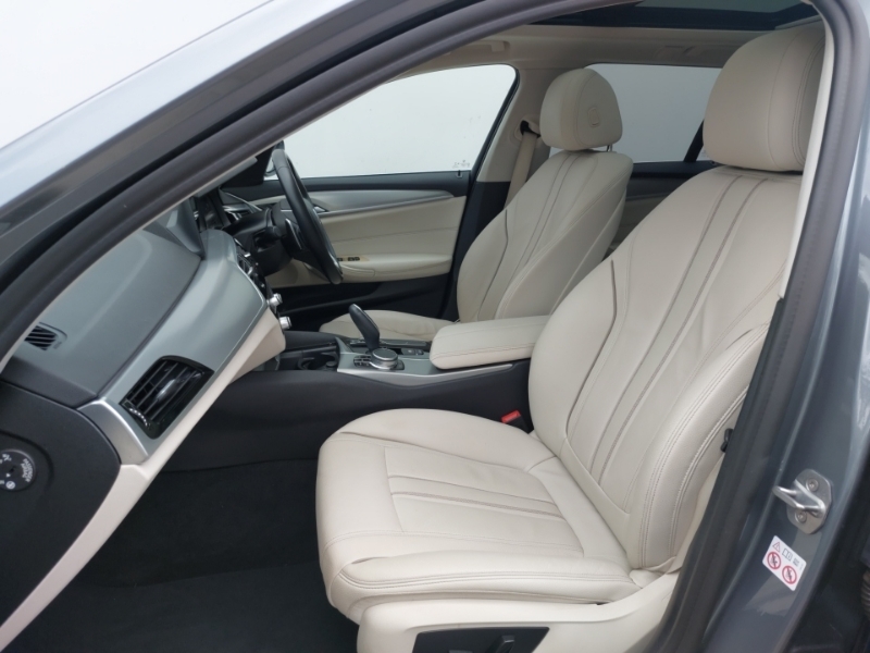 BMW 5 Series 520D Xdrive Se Blue #4