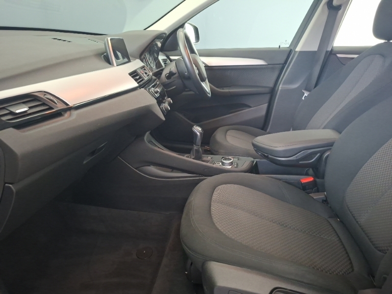 BMW X1 Xdrive 18D Se Grey #5