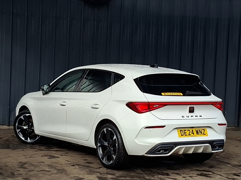 Cupra Leon 1.5 Tsi V1 White #2