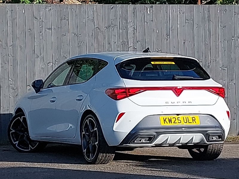 Cupra Leon 1.5 Etsi 150 V2 Dsg White #2