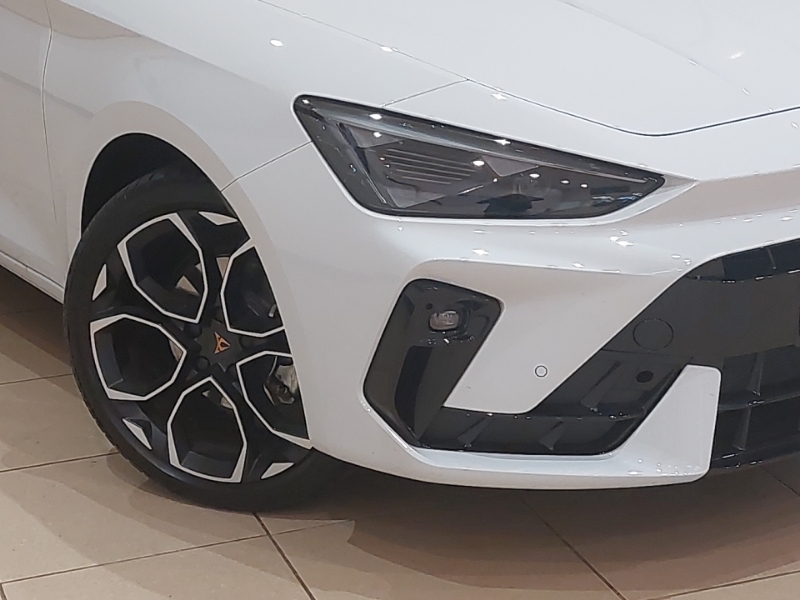 Cupra Leon V2 1.5 Etsi 150 7-Speed Black #20