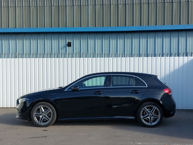 Mercedes-Benz A Class A250e Amg Line Black #3