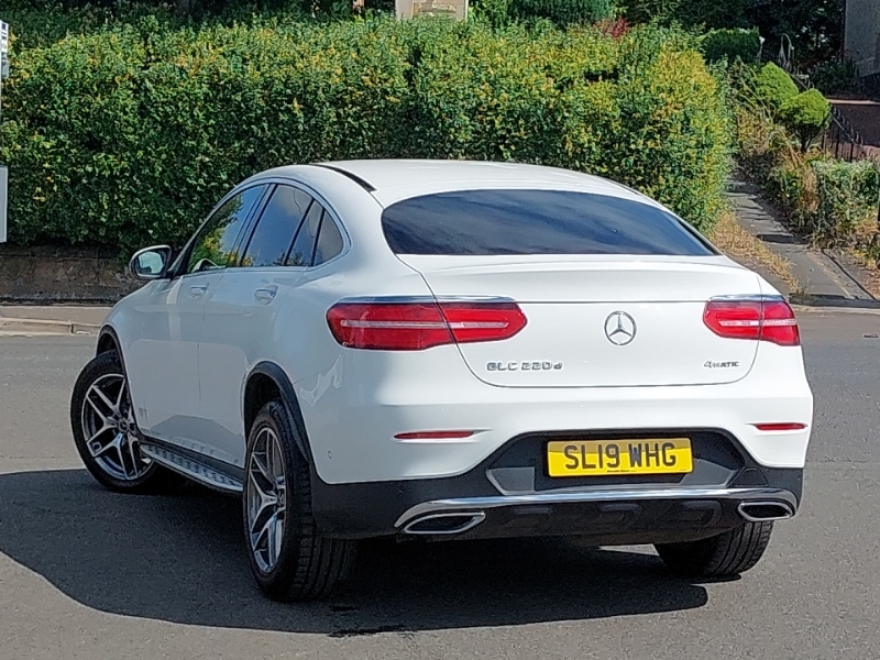 Mercedes-Benz GLC Class Coupe 220D 4Matic Amg Line Premium 9G-t White #2