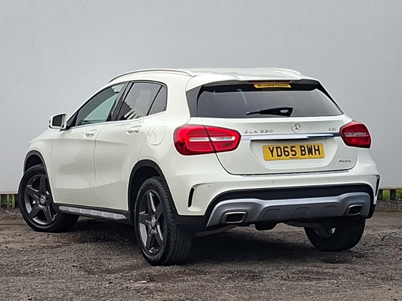 Mercedes-Benz GLA Class Gla 220 Cdi 4Matic Amg Line Premium White #2