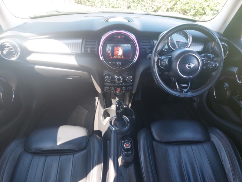 Mini Hatch 1.5 Cooper Exclusive II Green #3