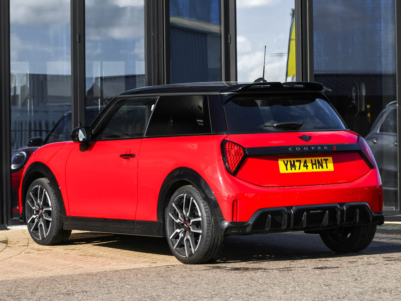 Mini Hatch 1.5 C Exclusive Blue #2