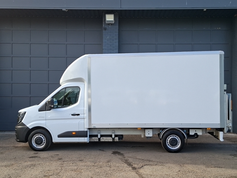 Renault Master Ll35dci 150 Advance Low Roof Chassis Cab White #4