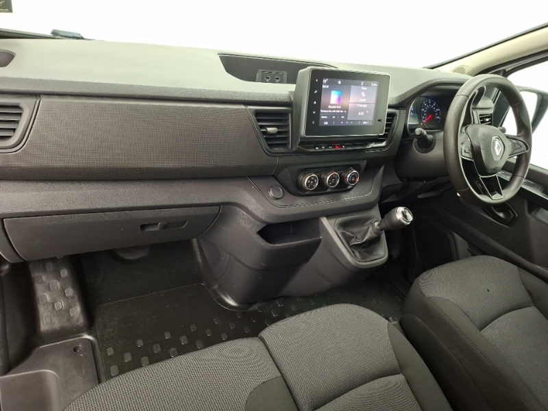 Renault Trafic 2L Business White #3