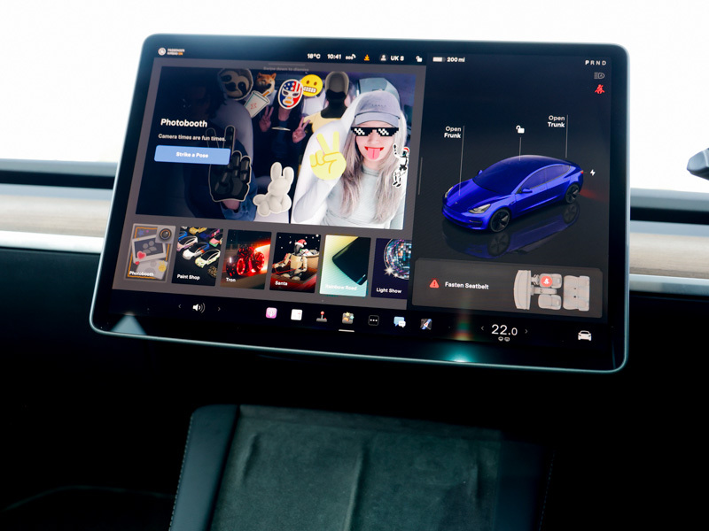 Tesla Model 3 Long Range Blue #17