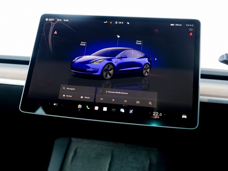 Tesla Model 3 Long Range Blue #11