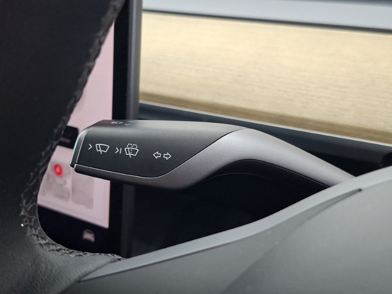 Tesla Model Y Suv White #16