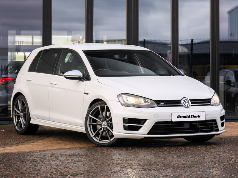 Volkswagen Golf Hatchback 2.0 Tsi Bluemotion Tech R 2016 Black #1