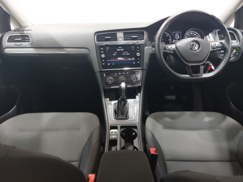 Volkswagen Golf 1.6 Tdi Se Nav Dsg Red #3