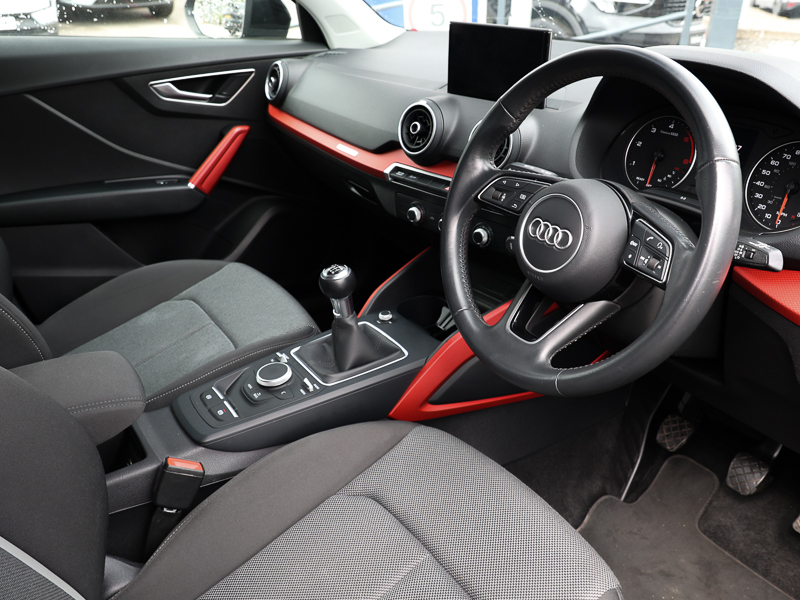 Audi Q2 1.5 Tfsi Cod 35 S Line Suv Euro White #4