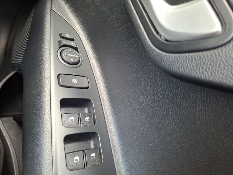 Kia Stonic 1.0T Gdi 48V Connect Red #17