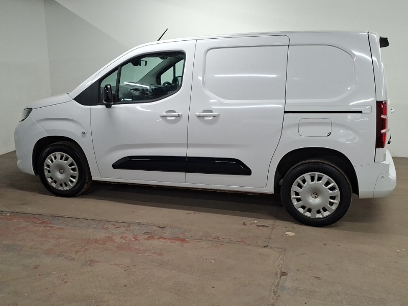 Vauxhall Combo 1.5 Turbo D 100Ps Pro H1 Van White #4