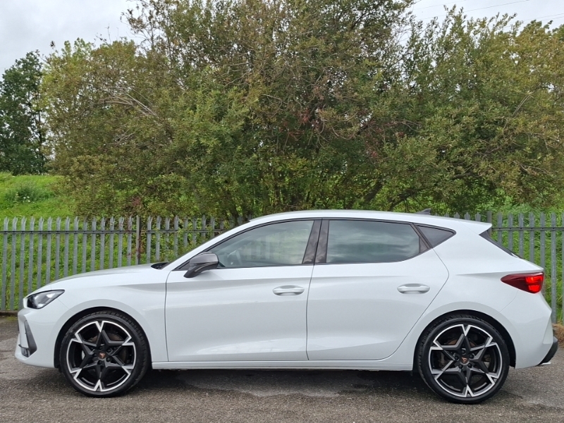 Cupra Leon 1.5 Tsi 150 V2 White #4