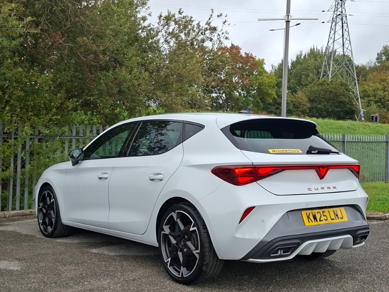 Cupra Leon 1.5 Tsi 150 V2 White #2