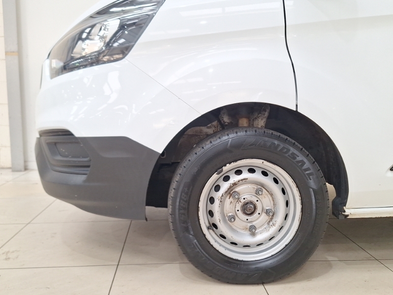 Ford Transit Custom 2L Limited White #19