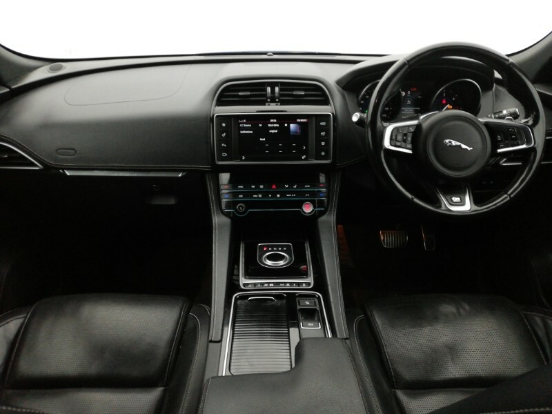 Jaguar F-Pace 2.0D R-sport Awd Blue #3
