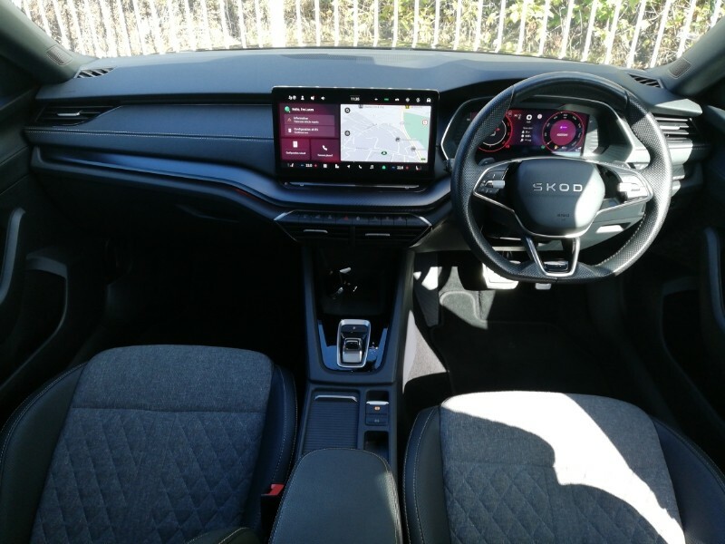 Skoda Octavia 2.0 Tdi 150 Sportline Dsg Black #3