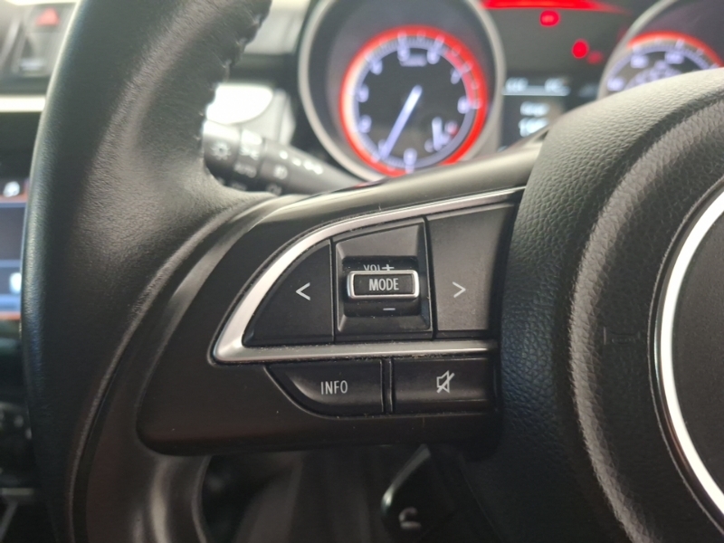 Suzuki Swift 1.2 Dualjet Attitude - 2020 69 Red #12