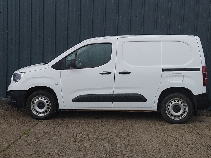 Vauxhall Combo 2300 1.5 Turbo D 100Ps H1 Dynamic Van White #4