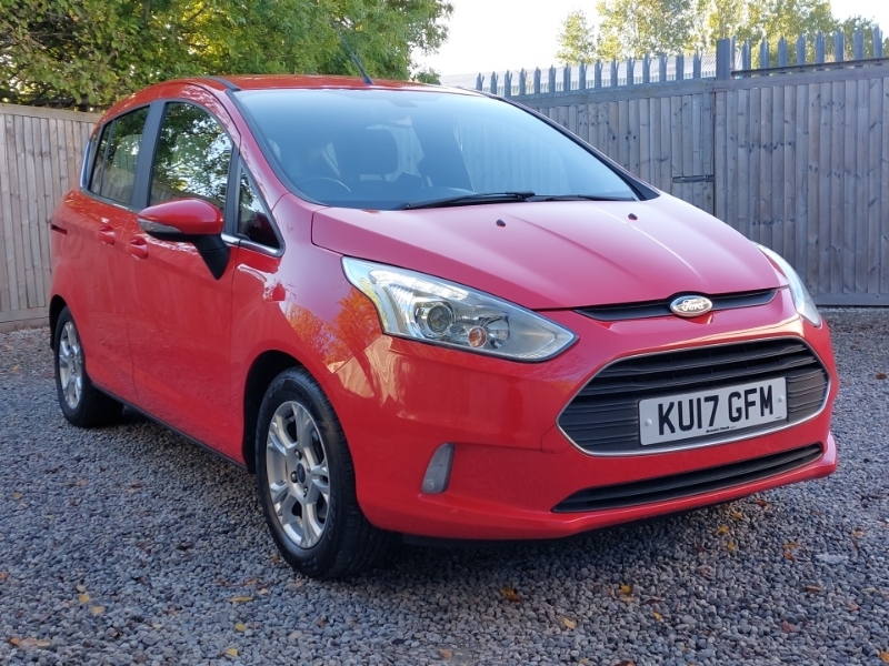 Ford B-Max 1.6 Zetec Navigator Powershift Red