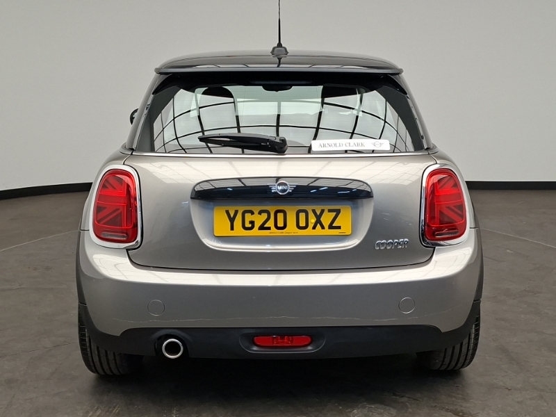 Mini Hatch 1.5 Cooper Classic II White #15