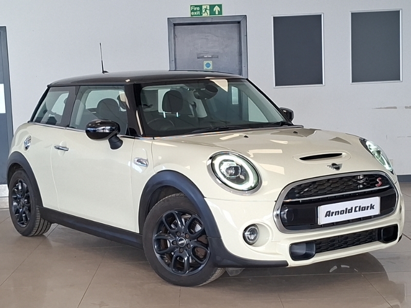 Mini Hatch 2.0 Cooper S Classic II White