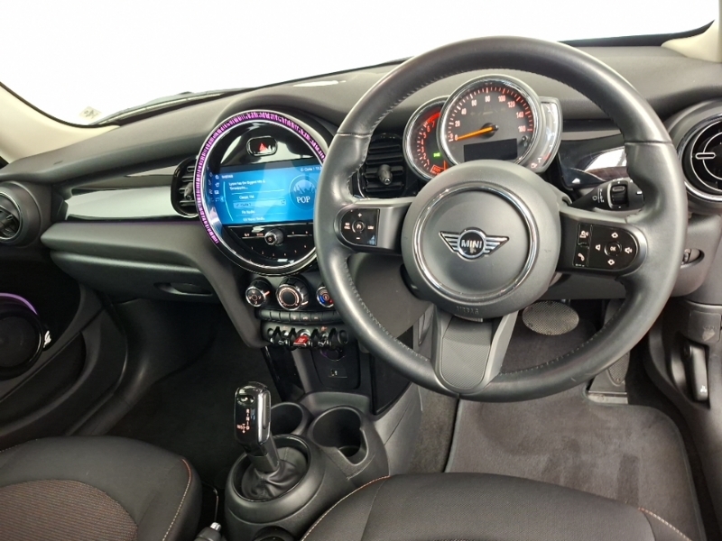 Mini Hatch 1.5 Cooper Classic Red #5