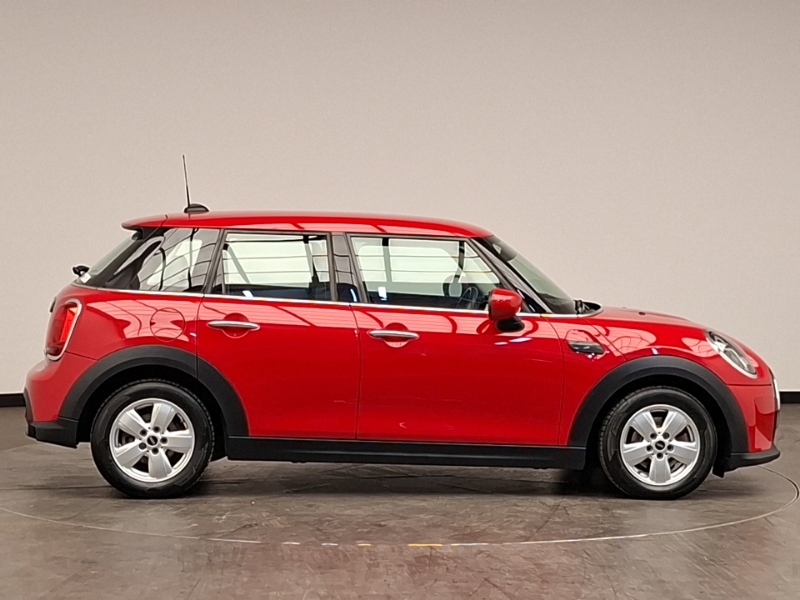 Mini Hatch 1.5 Cooper Classic Red #3