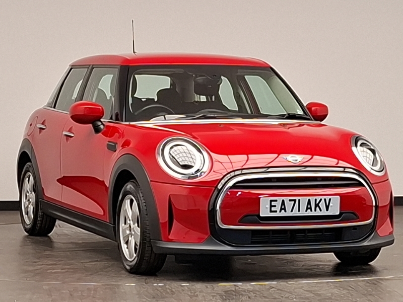 Mini Hatch 1.5 Cooper Classic Red