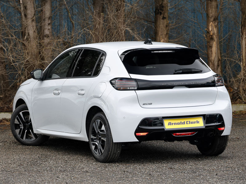 Peugeot 208 1.2 100 Turbo Allure White #2