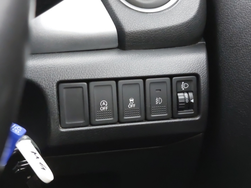 Suzuki Vitara Suv 1.6 Sz5 Euro 6 Ss 201666 White #17